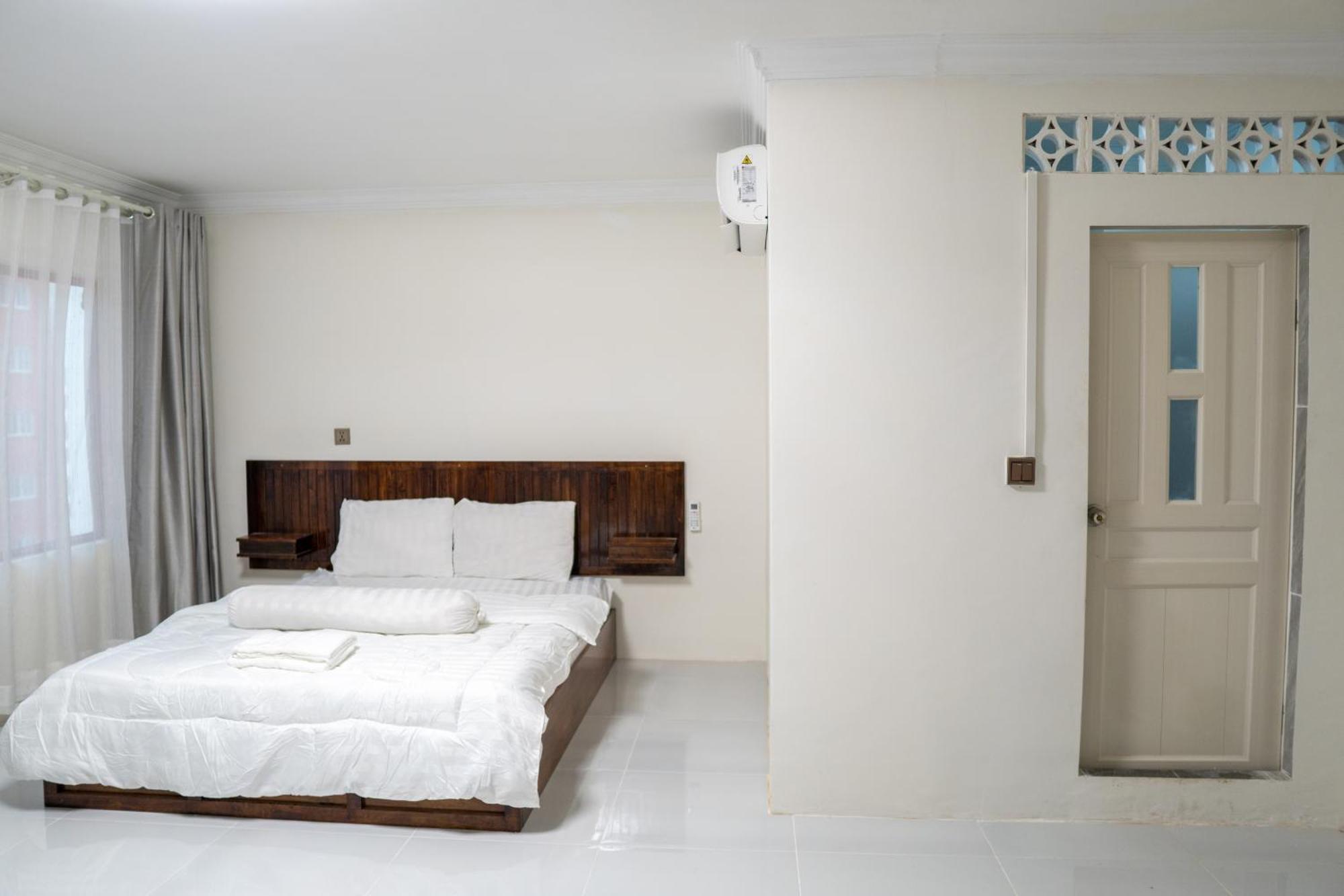 Empire House, Phnom Penh Hotel Exterior foto
